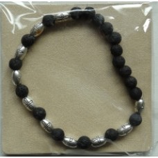 Браслет с необработанного шунгита с металлическими вставками